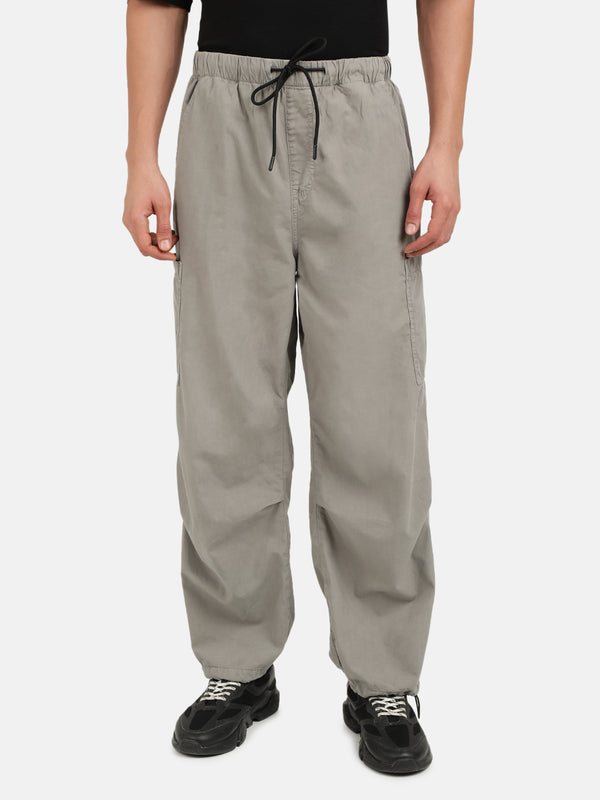 Men Solid Cargo Trousers