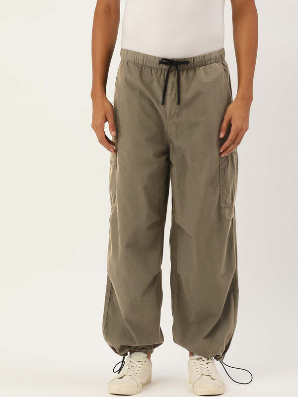 Men Solid Cargo Trousers