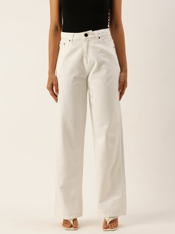 Women White Relaxed Fit Solid Jeans
