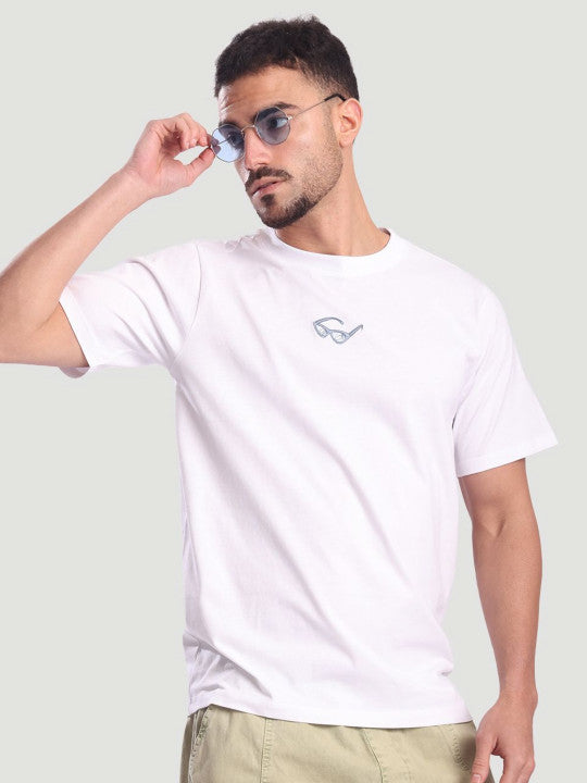 Men White Graphic Embroidered T Shirt