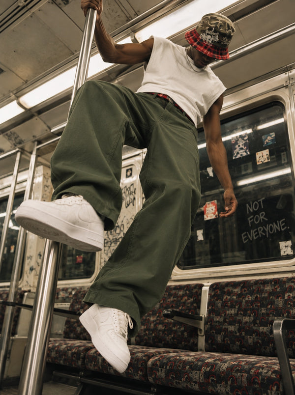 Men Green Regular Fit Elasticated Casual Trousers