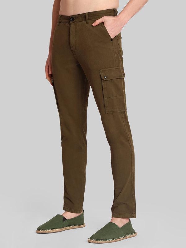 Men Mid Rise Solid Slim Fit Cargo Casual Trousers