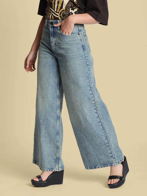 Women Wide Leg Tinted Blue Jeans