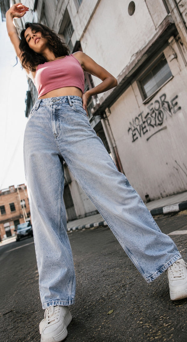 Women Straight Fit Mid-Rise Light Fade Embellished Stud Jeans