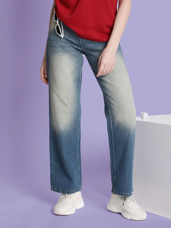 Women Blue Tinted Light Fade Straight Fit Jeans