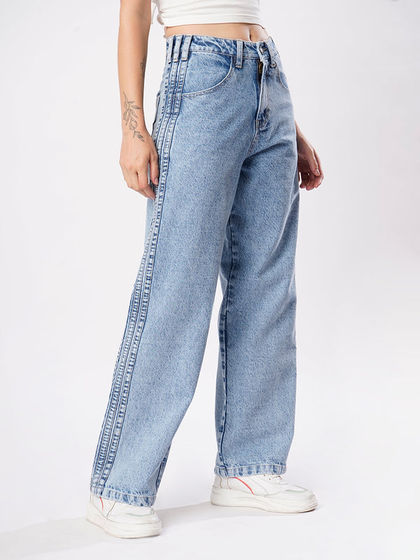 Women Light Blue Washed Relax Fit Jeans with Side-seam Detailing
