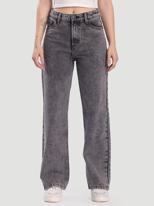 Women Solid Straight Fit Jeans