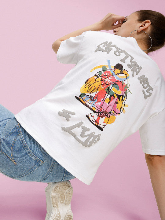 Women Skater Grafetti Print Boxy Crop T-Shirt