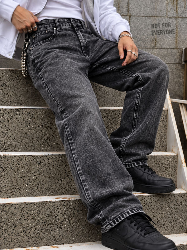 Men Charcoal Relaxed Jeans