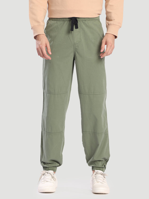 Men Green Relax Cargo Jogger with Cut & Sew Detail