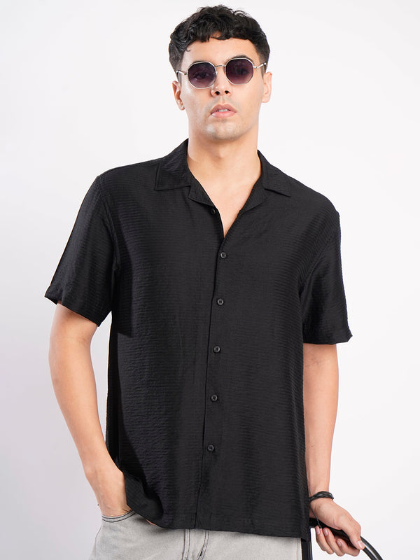 Men Black Textured Resort Collar Shirt