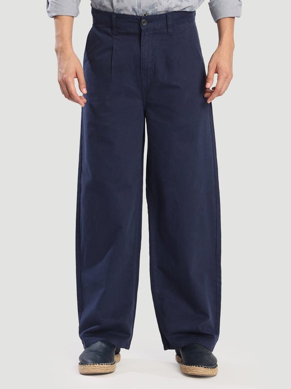 Men Blue Front Pleat Solid  Baggy Chinos