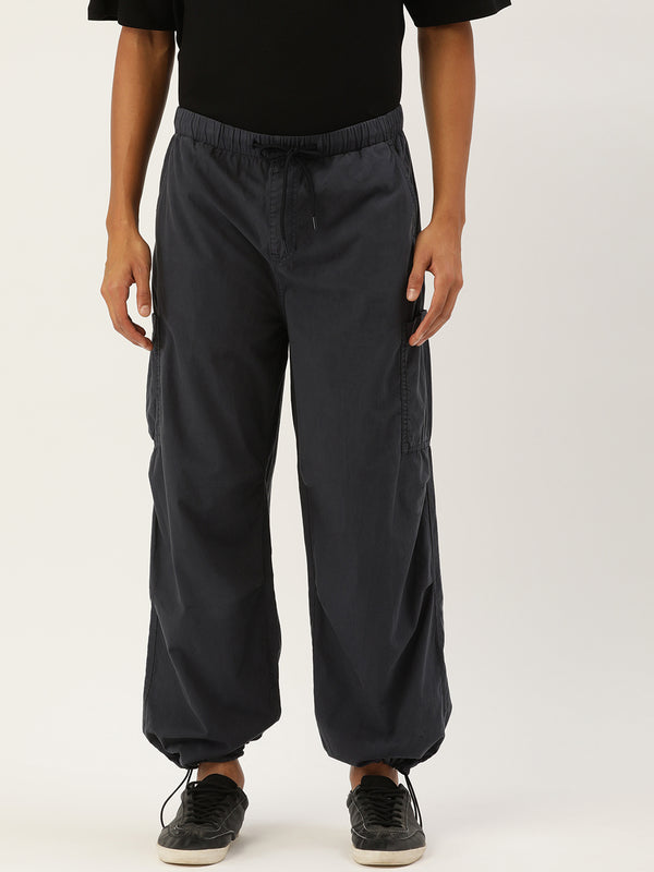 Men Solid Cargo Trousers