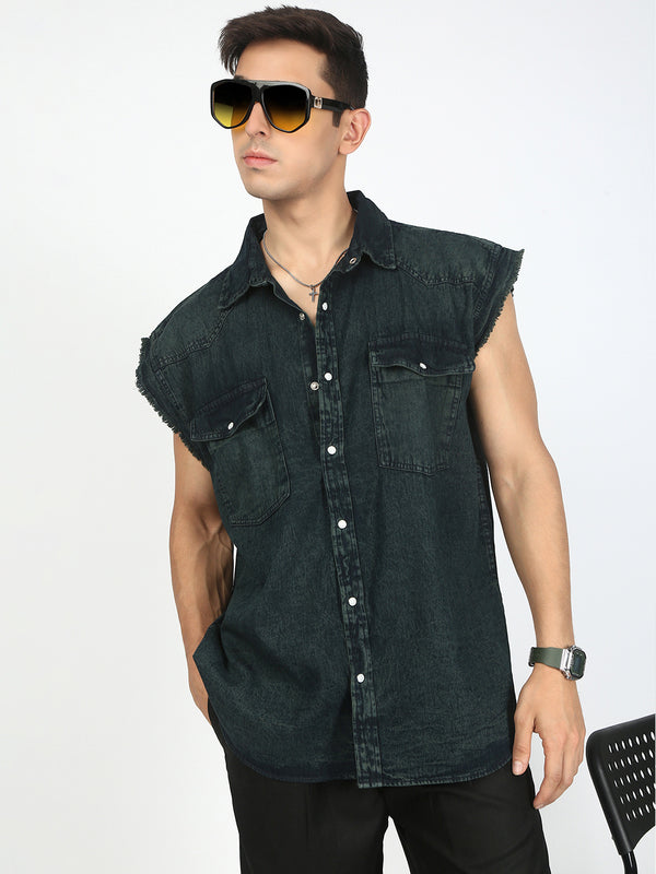Men Solid Spread Collar Cotton Casual Shirt