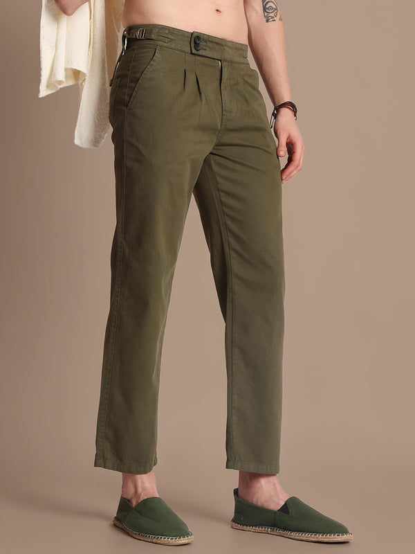 Men Relaxed Pleated Chino Trouser