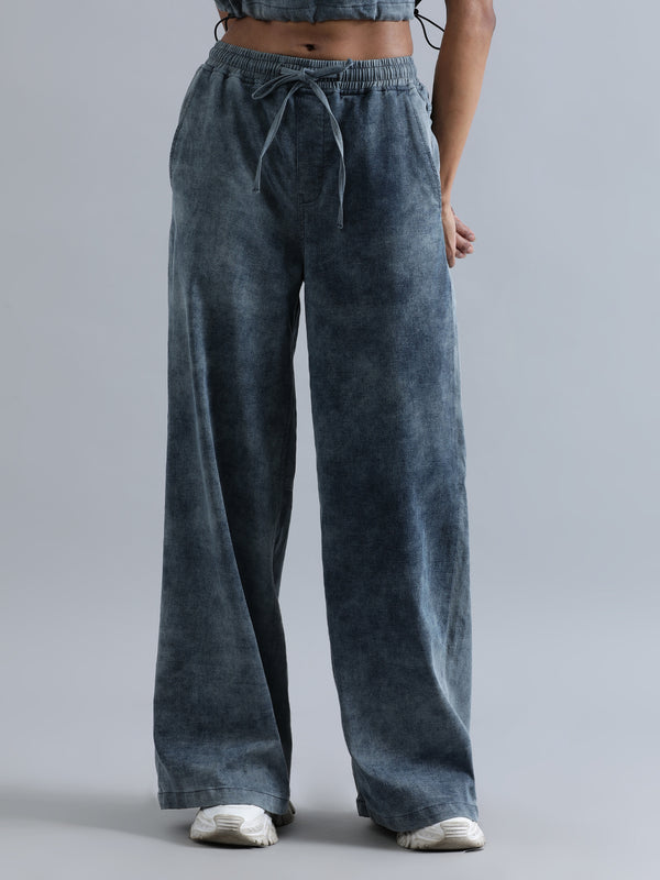 Women Solid  Wide Leg Fit Trousers