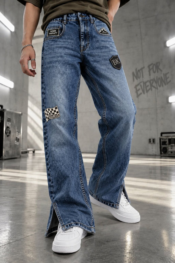 Men Blue Relaxed Badge Side Slit Jeans