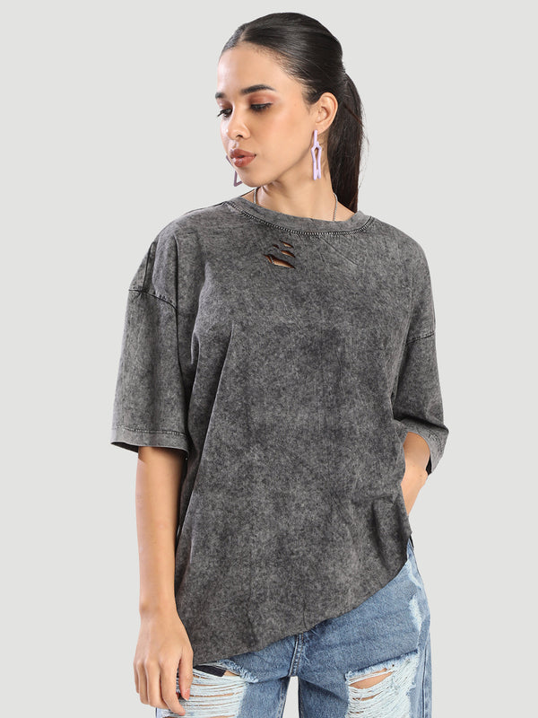 Women Oversized Fit Asymmetrical Hem T-Shirt With Raw Edges