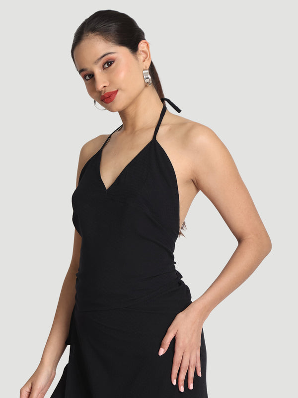 Women Solid Slim Fit Halter Neck Top