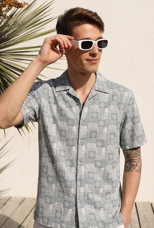 Men Relax Fit Printed Textured  Resort Collar Casual Half Sleeve Shirt
