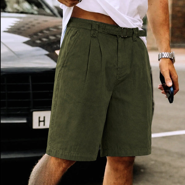 Men Relaxed Urban Explorer Pleated Shorts