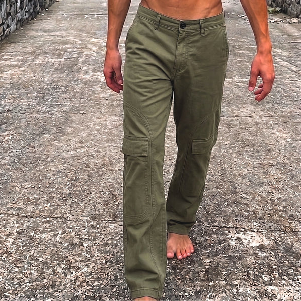 Men Relaxed Cut & Sew Cargo Chino Trouser