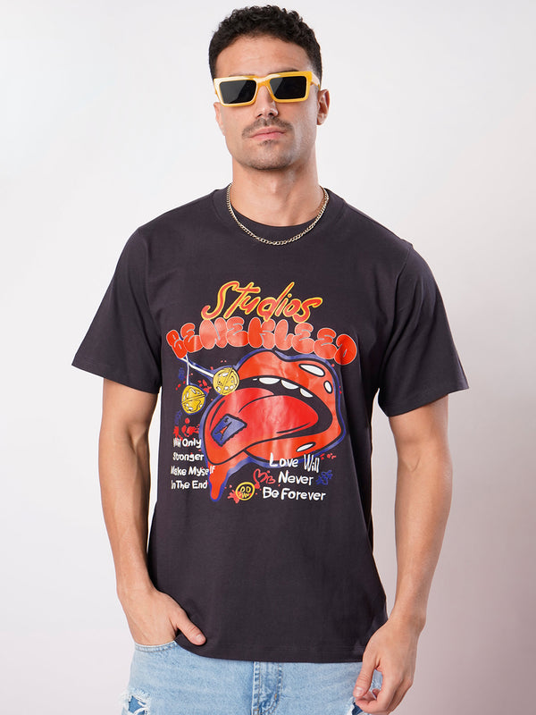 Men Graphic Printed Regular Fit T-shirt